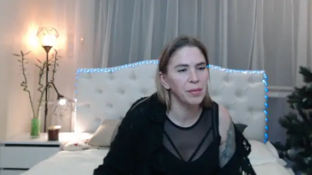 Sembang XXX Secara Langsung TessaDaybreak