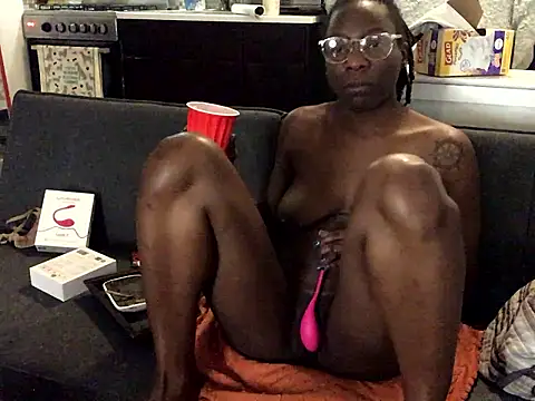 littyleesh1's Live XXX Chat