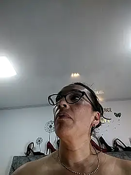 Chatroom XXX en direct de Shantey_Laurent