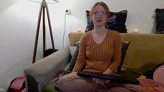 little-leni's Live XXX Chat