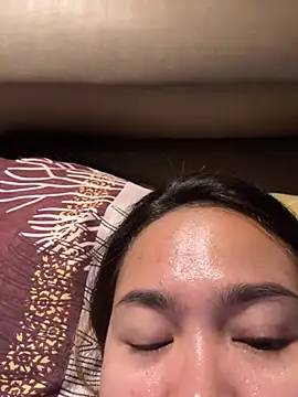 Ponthip's Live XXX Chat