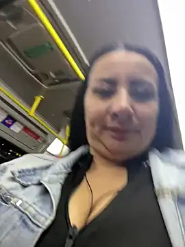 Abril_Luv: онлайн-секс-чат