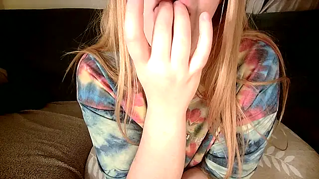 freyadivine's Live XXX Chat