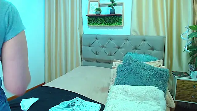 دردشة sasi_luna الجنسية المباشرة