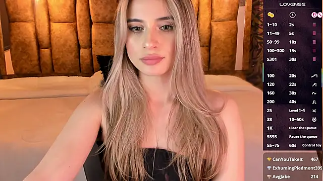 Chat XXX en directo de KiaraCarter