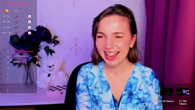 KindHazelHere_'s Live XXX Chat