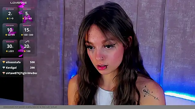 AmmyJones_'s Live XXX Chat