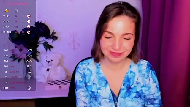 KindHazelHere_'s Live XXX Chat