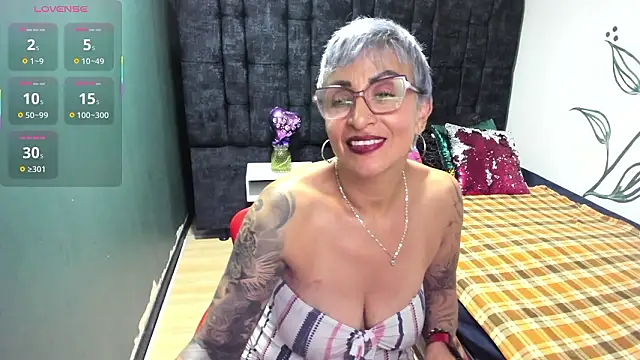 Charlotte__Gray Chat XXX in diretta