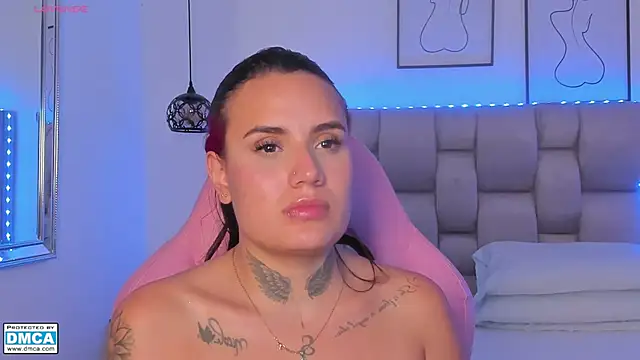 Chatroom XXX en direct de Susan-Sweet-7