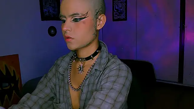 alex_one888 – Naživo XXX chat