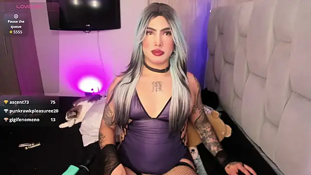 Sophie_whitexxx's Webcam Show