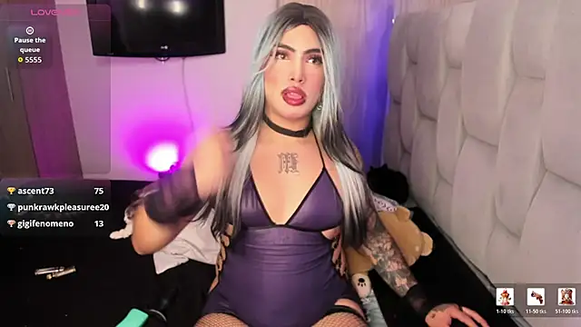 Sophie_whitexxx's Webcam Show