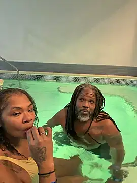 HaloRodeoLover2 webkamerás műsora