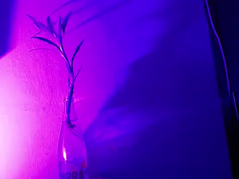 aria_jhonsson's Live XXX Chat