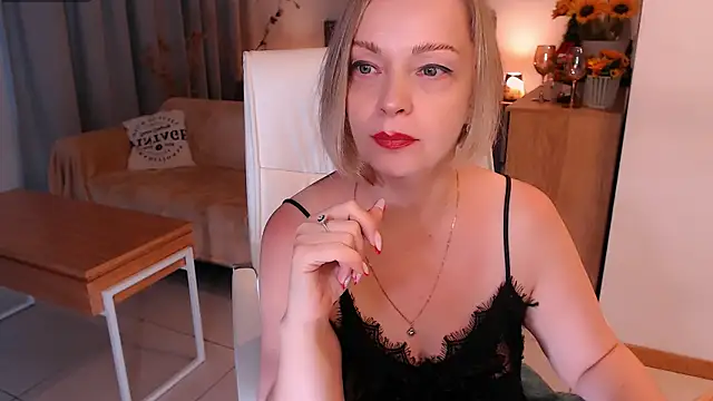 Tilly_Eliot's Live XXX Chat