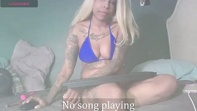 StellaDallas69's Live XXX Chat