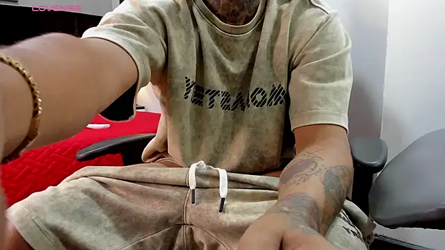 Онлайн чат XXX BASTIAN_NICOLAS_