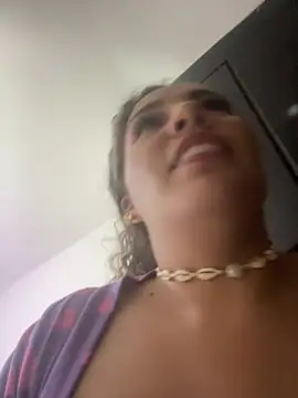 ISIS17_EF 即時 XXX 聊天