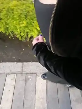 sophie_banger Chat XXX in diretta