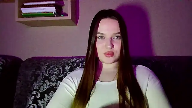 BratzDollVibes' Live XXX Chat