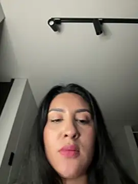 AnushaKumari's Live XXX Chat