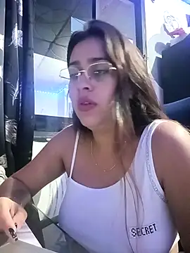 Latina_sexy1: онлайн-секс-чат