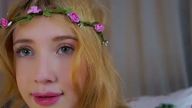 SunnivaCovil's Live XXX Chat