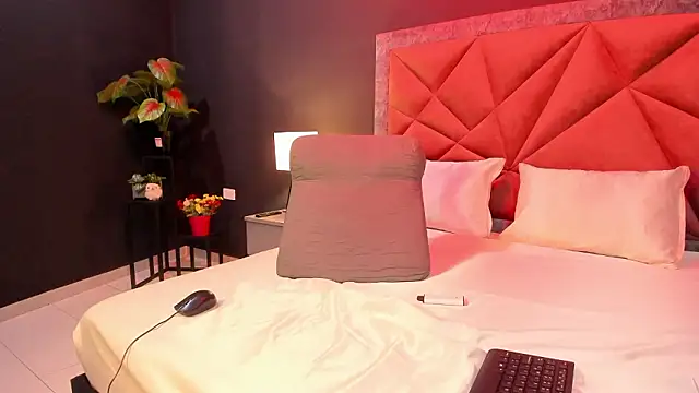 mia_milff Live XXX-chat