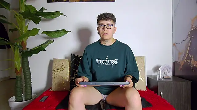 alex_noa's Live XXX Chat