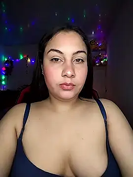 esmeralda_jadees' Live XXX Chat