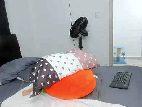 Dayanna_adams' Live XXX Chat