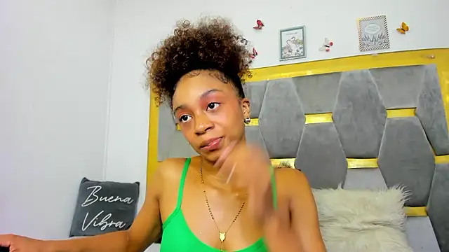 AliyahBrowns' Live XXX Chat