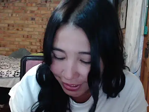 magiadeisis' Live XXX Chat