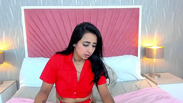 AlejandraVega's Live XXX Chat