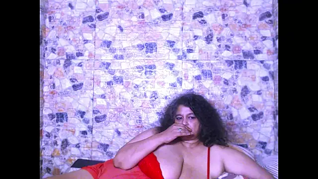 indianstar75's Live XXX Chat