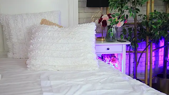 EmillyBronte's Live XXX Chat