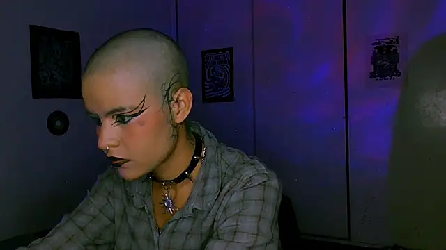 alex_one888 Chat XXX in diretta