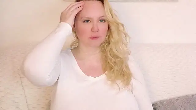 Sarah4you's Live XXX Chat