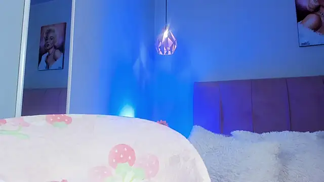 ela_petit 即時 XXX 聊天