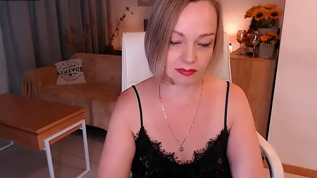 Tilly_Eliot's Live XXX Chat