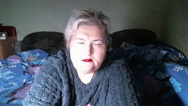 Lana555 即時 XXX 聊天