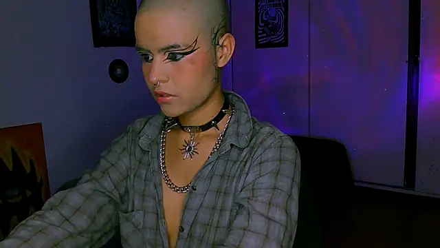 alex_one888 লাইভ XXX চ্যাট