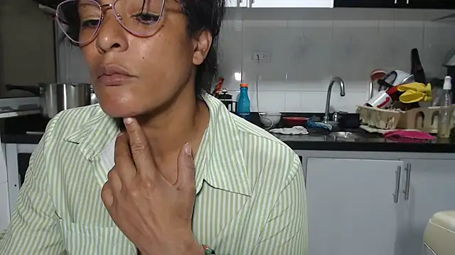 kateleyagrey 现场XXX聊天