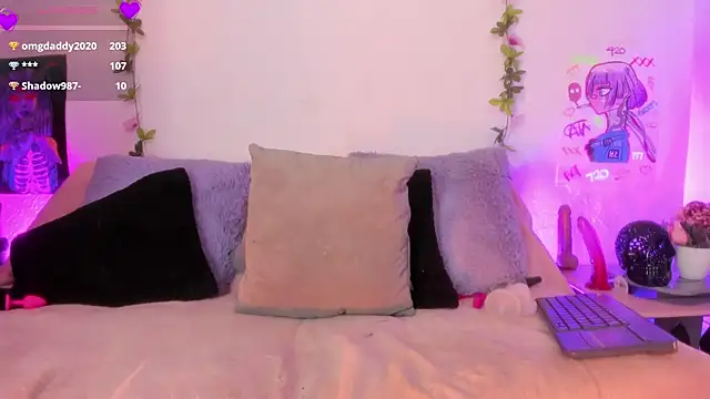 Cata_green Chat XXX in diretta