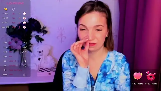 KindHazelHere_ live XXX chat