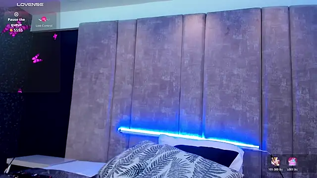 AmmyJones_'s Live XXX Chat