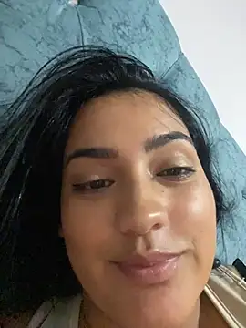 Sahanaprincessll élő XXX-chatje