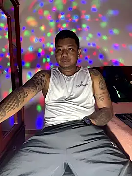 Saipuer31: απευθείας συνομιλία ΧΧΧ