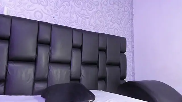 MilthonDelis: απευθείας συνομιλία ΧΧΧ